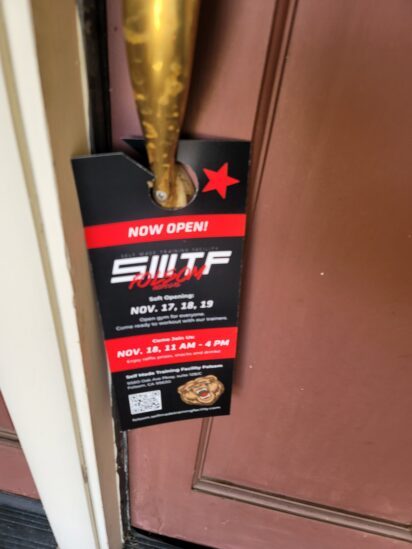 smtf-fitness-door-hanger-on-the-door